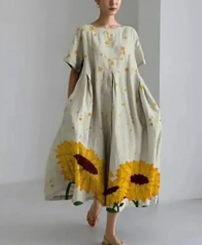 Dame Kjole - Løs Pasform - Letvægtsstof - Rund Hals - Korte Ærmer - Blomstermønstret