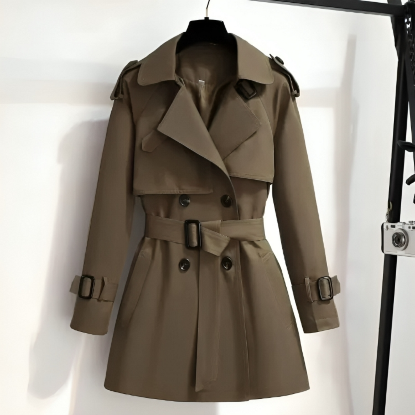 ANNA slim fit kort dobbeltradet trenchcoat