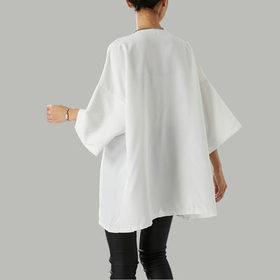 Annika - Stilfuld bluse med asymmetrisk halsudskæring