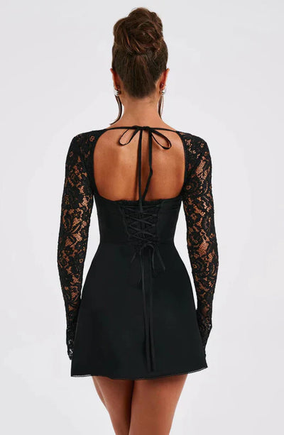 Chic Aftenkjole | Fine Blondedetaljer | Tidløs Elegance
