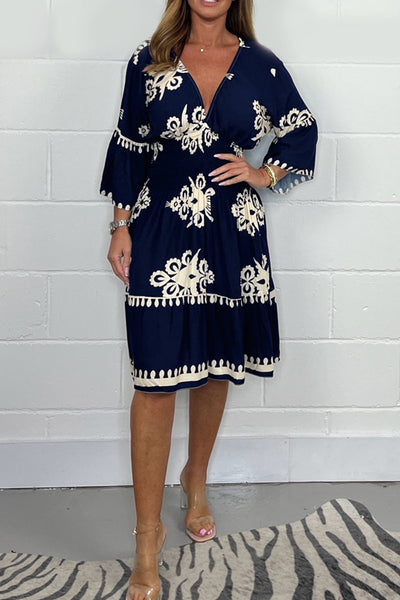 Arely Bohemian Midi-kjole med V-hals og print